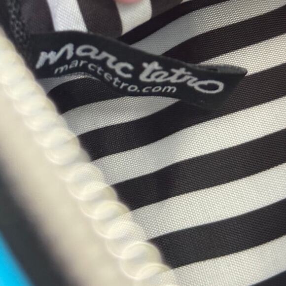 New With‎ Tags Love My Dogs Marc Tetro Cosmetic Travel Case Pouch - Picture 5 of 6